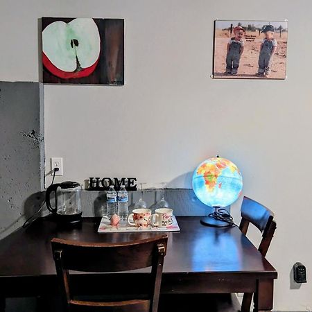 Private Guest Suite In West Bellevue Home Экстерьер фото